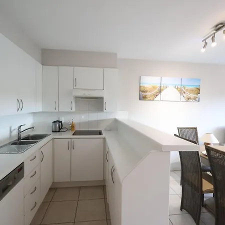 Plaza A1 A1a02 With Beautiful Private Balcony * Oostduinkerke