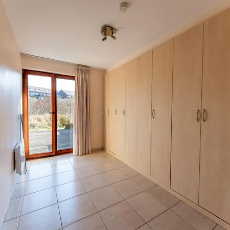 Plaza A1 A1a02 With Beautiful Private Balcony Oostduinkerke